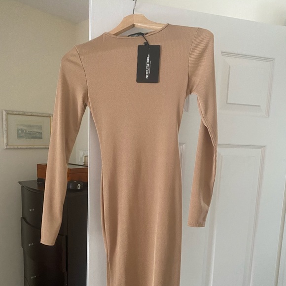 Long beige dress - Picture 3 of 4